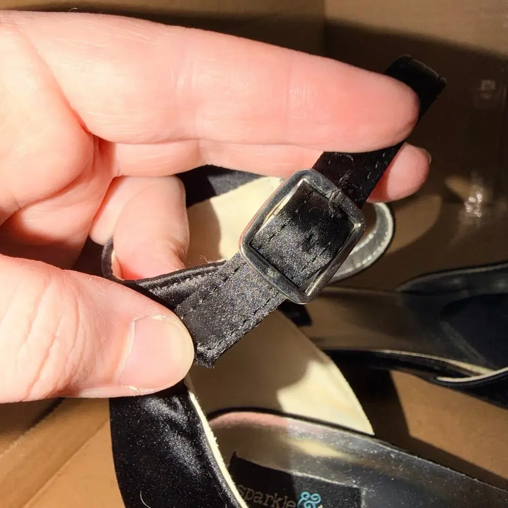 Sparkle & Tux Girls Womens Dress Shoes Black Satin Block Heel Ankle Strap Size 5